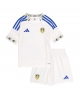 Leeds United Hemmatröja Barn 2025-26 Kortärmad (+ Korta byxor)
