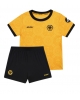 Wolves Rodrigo Gomes #21 Hemmatröja Barn 2025-26 Kortärmad (+ Korta byxor)